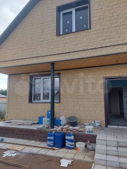 Дом 199,8 м² на участке 7 сот.