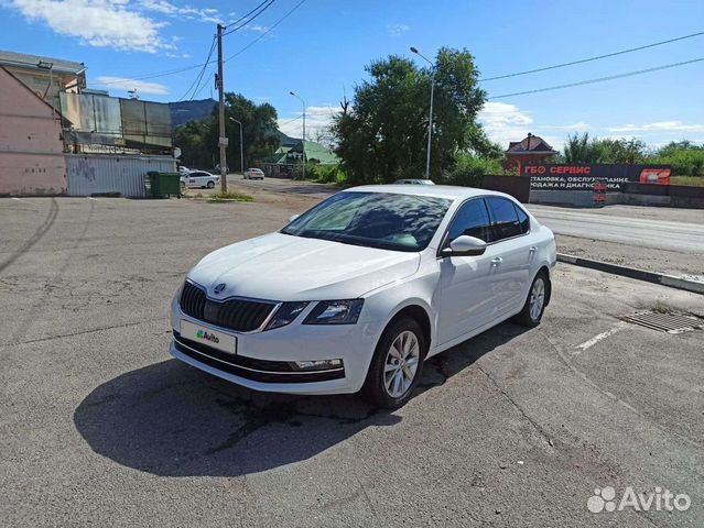 Skoda Octavia 1.6 МТ, 2018, битый, 75 000 км