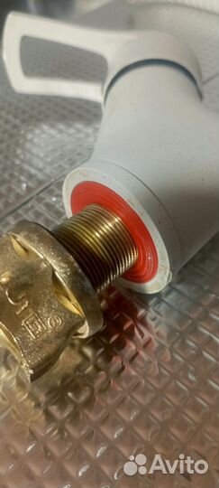 Смеситель для раковины