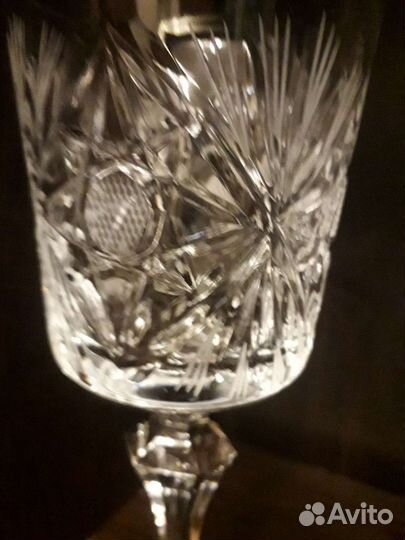 Хрустальные бокалы на торжество