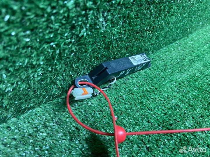 Антенна безключевого доступа Mazda Сх7