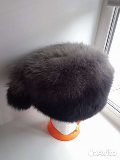 Меховая зимняя женская шапка