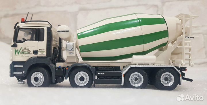 Модель 1/50 NZG MAN TGS 8x4 Liebherr Htm904