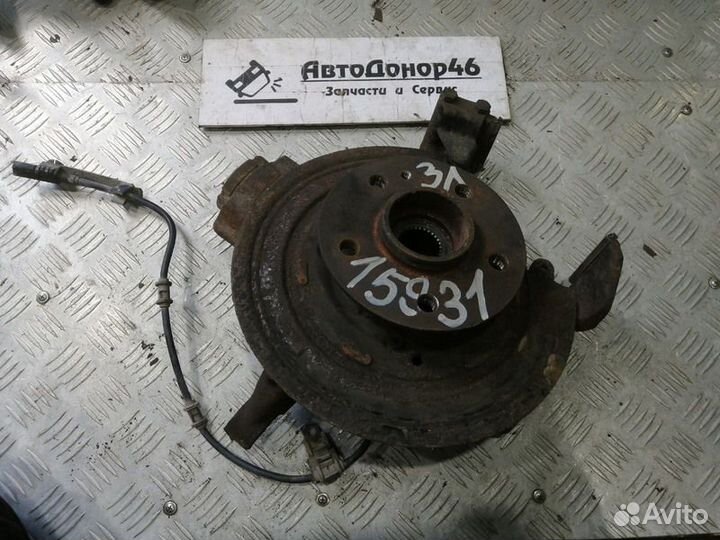 Кулак задний левый Mercedes Benz ML W163