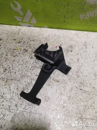 Кронштейн (сопут. товар) Фольксваген Пассат Б5+