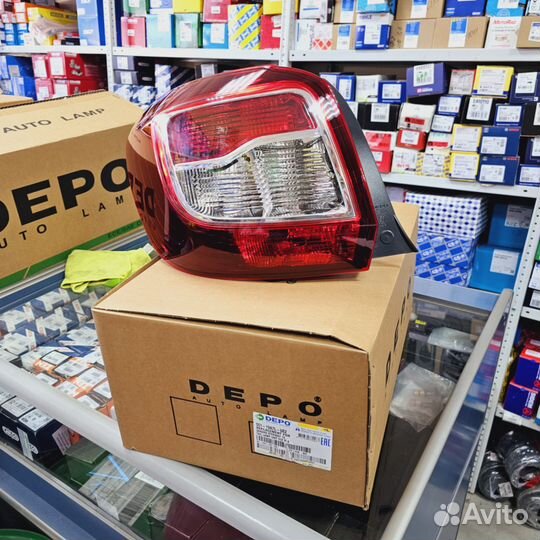 Фонарь задний левый Сандеро степвэй