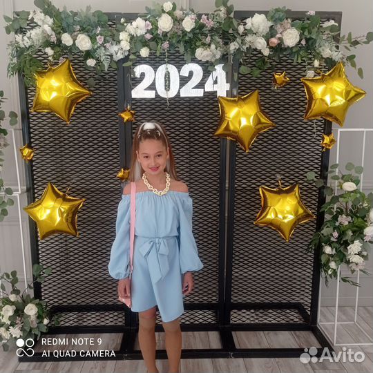 Платье на девочку новое 140