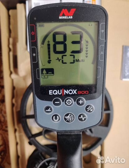 Металлоискатель Minelab Equinox 900