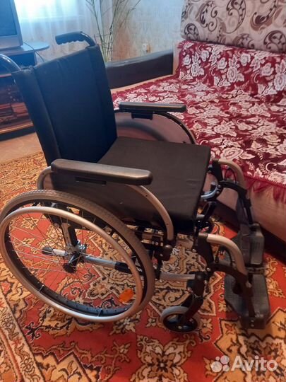 Коляска инвалидная