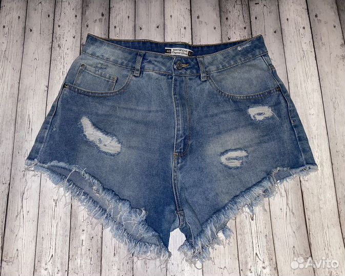 Джинсовые шорты