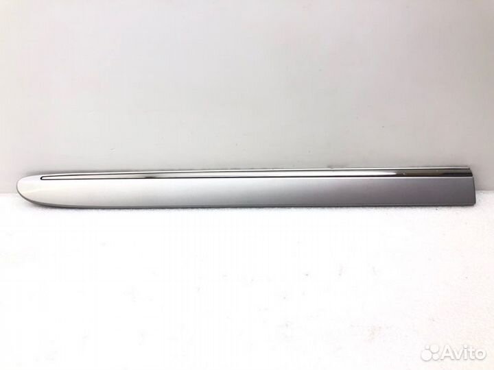 Молдинг двери задний правый Mercedes-Benz E-Class