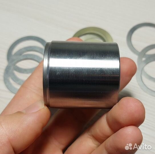 Несминаемая распорная втулка редуктора газ Газель