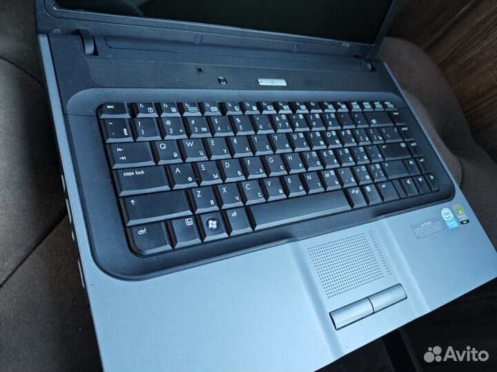 Ноутбук HP 530