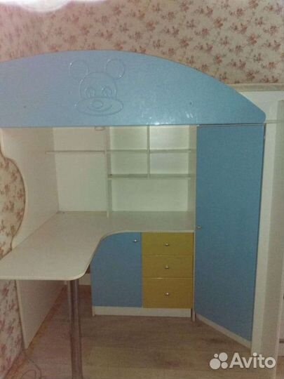 Детская стенка-кровать