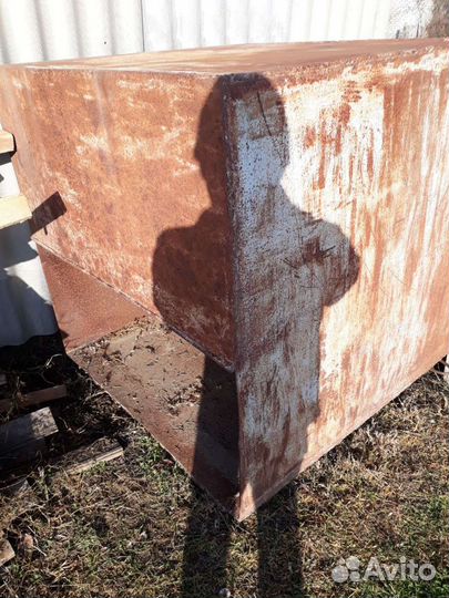 Емкость металлическая 2 м3