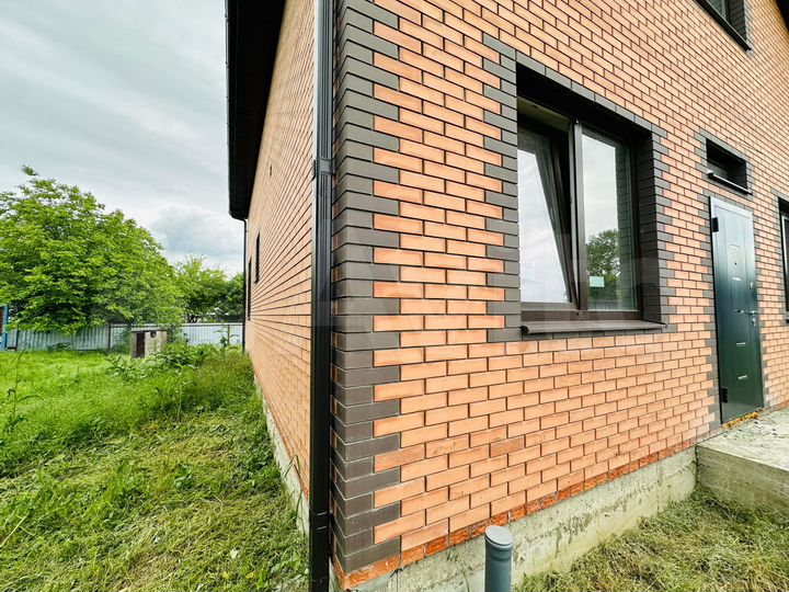 Дом 154 м² на участке 5 сот.