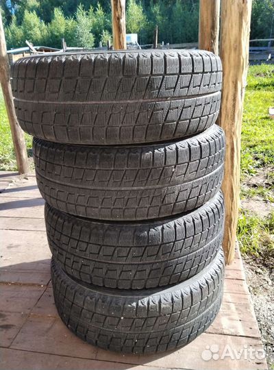 R15 Bridgestone Blizzak Revo2 215/65, PCD 5x139.1 DIA 60