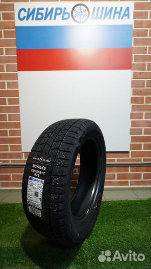 Royal Black Royal Ice 225/55 R17 97S