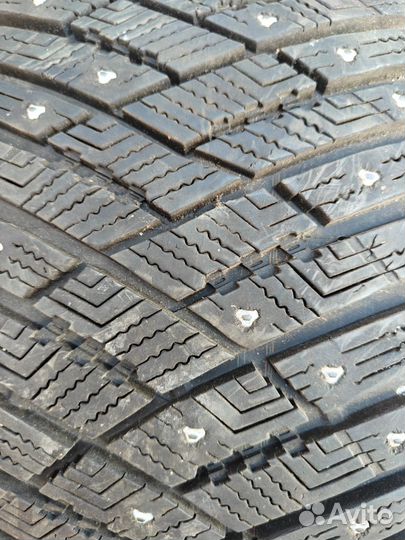 Goodyear Ultragrip Ice Arctic 225/45 R17