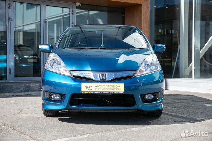 Honda Fit Shuttle 1.3 CVT, 2012, 142 287 км