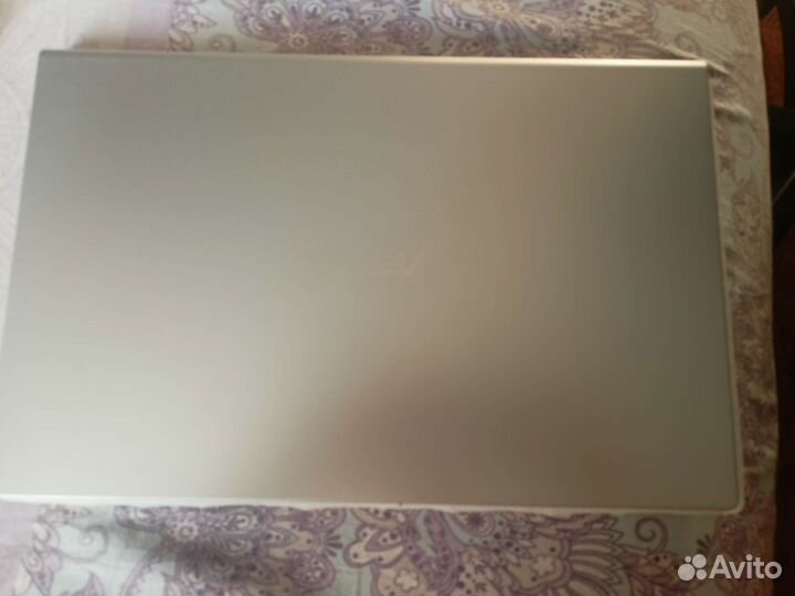 Ноутбук asus новый