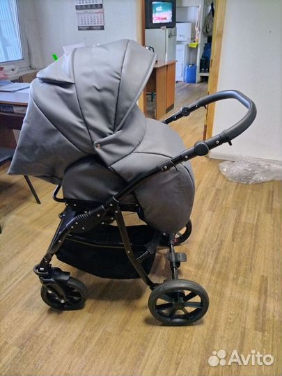 Коляска 2 в 1 Pituso Nino