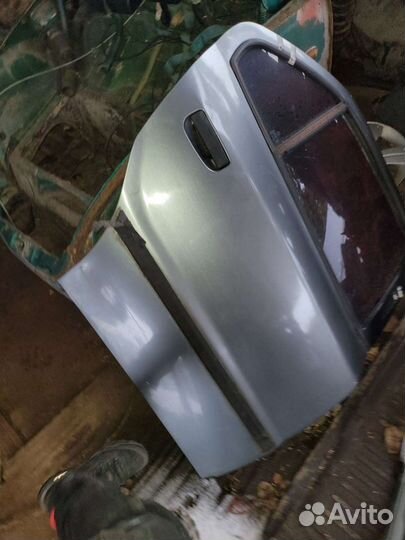 Задняя дверь на Иран саманд