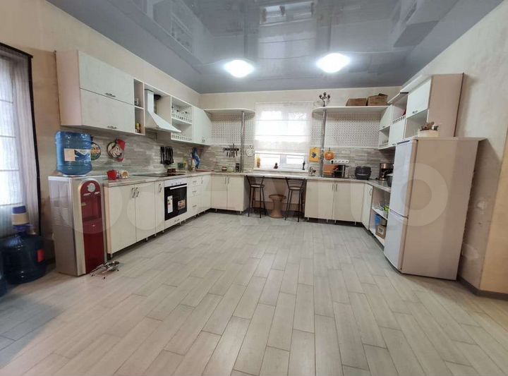 Дом 145 м² на участке 5,5 сот.