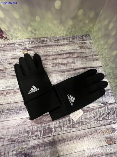 Перчатки adidas новые