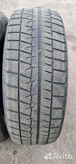 Bridgestone Blizzak Revo GZ 225/60 R17 99S