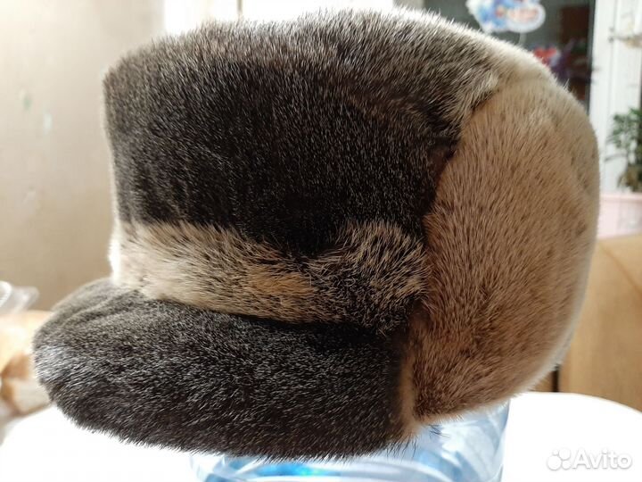 Мужская шапка