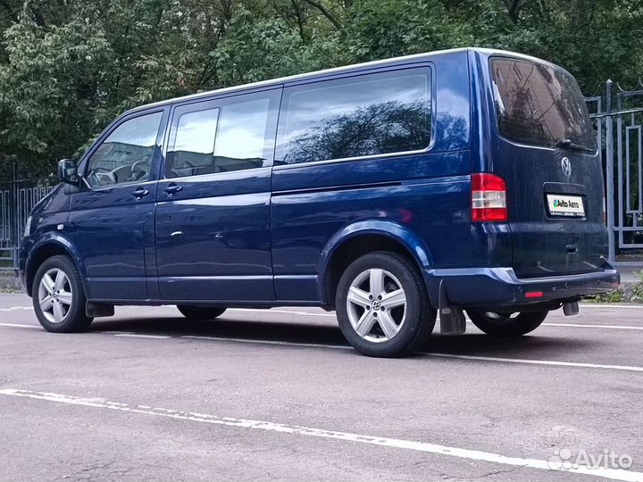 Volkswagen Multivan 2.5 AT, 2009, 136 200 км