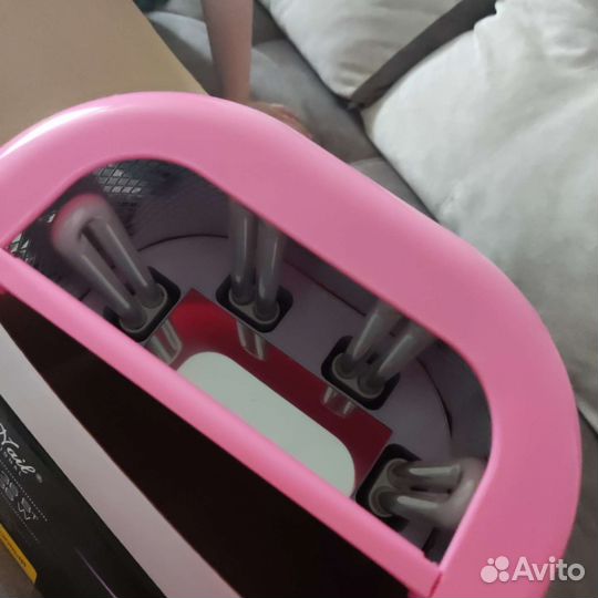 Ультрафиолетовая лампа для маникюра