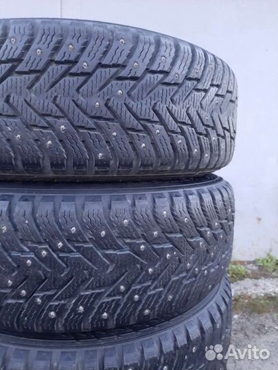 Volkswagen Tiguan R17 оригинал зимние колеса