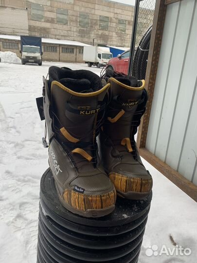 Сноубордические ботинки