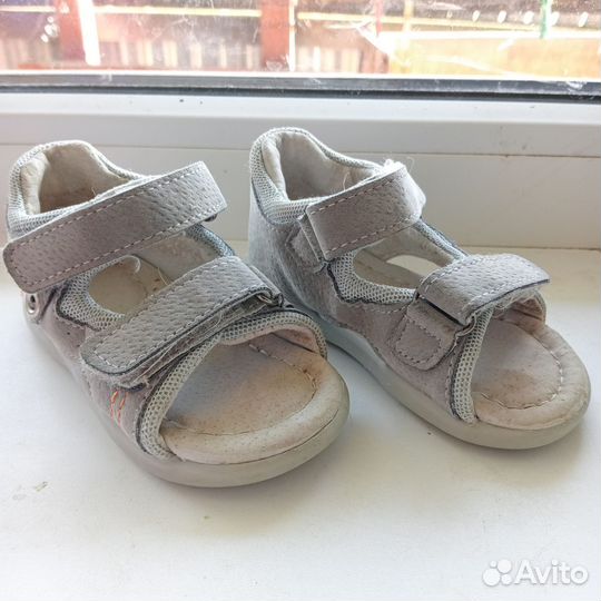 Сандалии детские