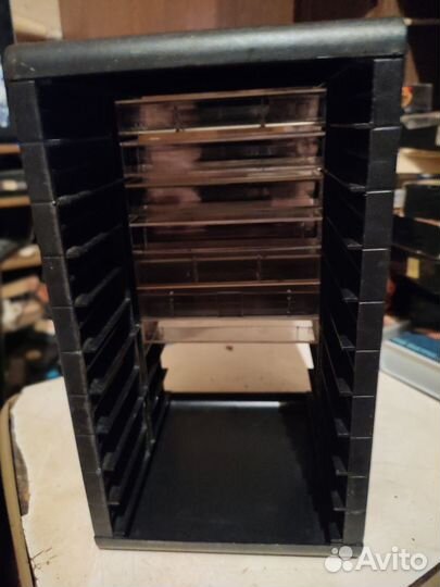 Подставка на 20 аудиокассет