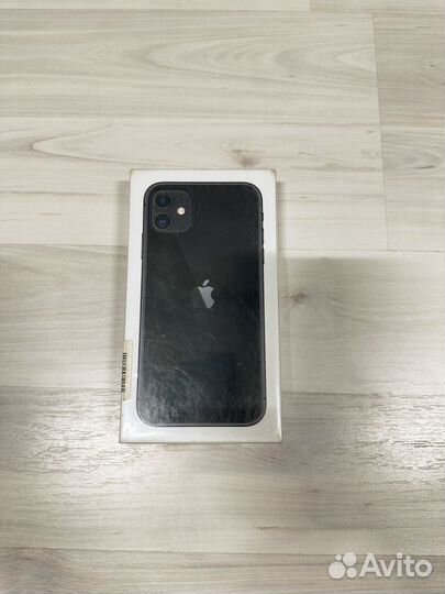 iPhone 11, 64 ГБ