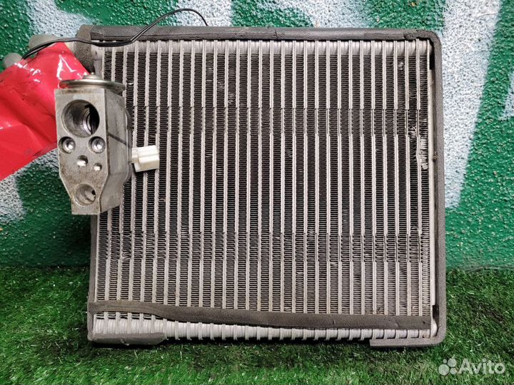 Радиатор кондиционера салоны на Nissan Juke