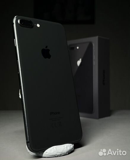 iPhone 8 Plus, 64 ГБ