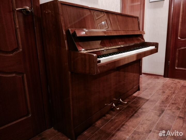 Пианино Petroff