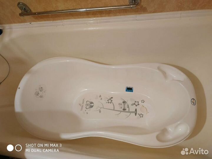 Ванночка для купания детская с термометром