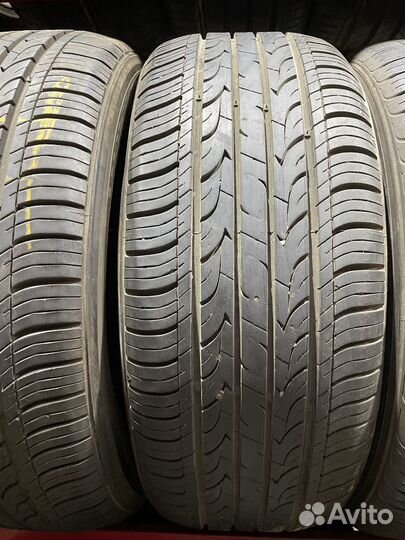 Kumho Solus KH25 215/50 R17 95V