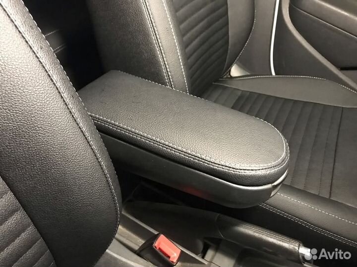 Чехлы на Volkswagen Polo 5