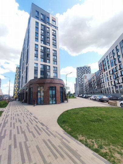 Пр-т Лихачёва, 14