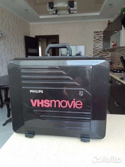 Видео камера, телек, два видика, DVD