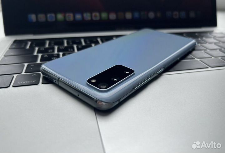 Samsung Galaxy S20, 8/128 ГБ
