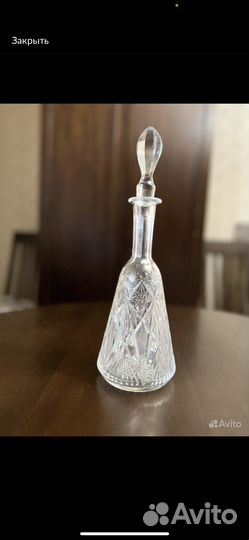 Хрустальные кувшин с крышкой и графин