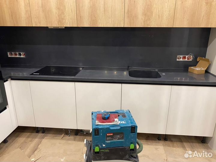 Столешница кварцевого агломерата на заказ