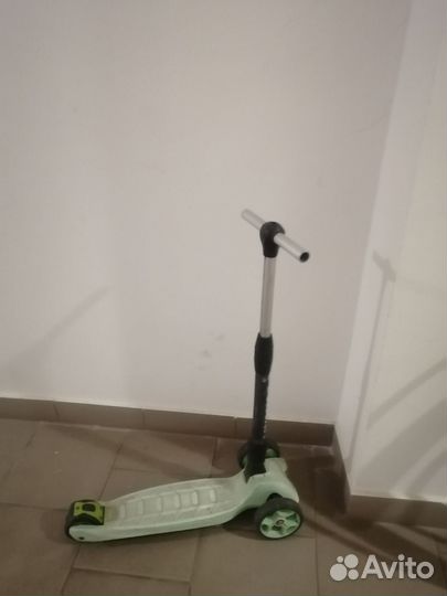3-х колёсный самокат и обручи